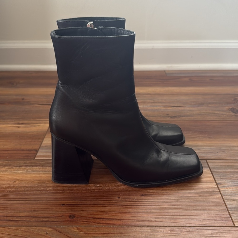 Soft Leather Alohas Black Boots size 38 - Picture 3 of 5